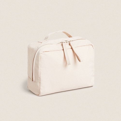 ZARA HOME Нейлоновый чехол для туалетных принадлежностей, Нейлоновый чехол для туалетных принадлежностей
ZARA HOME Нейлоновый чехол для туалетных принадлежностей, Нейлоновый чехол для туалетных принадлежностей