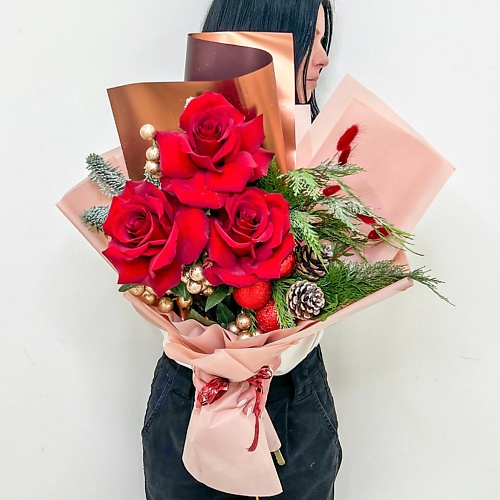 ЛЭТУАЛЬ FLOWERS Новогодний букет из роз, хвои, шишек и декора Фонтан, Новогодний букет из роз, хвои, шишек и декора Фонтан
ЛЭТУАЛЬ FLOWERS Новогодний букет из роз, хвои, шишек и декора Фонтан, Новогодний букет из роз, хвои, шишек и декора Фонтан