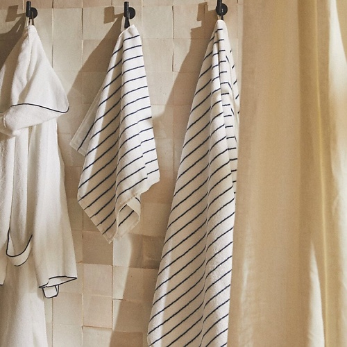 ZARA HOME Хлопковое банное полотенце с контрастными полосками 90 x 150, Хлопковое банное полотенце с контрастными полосками 90 x 150
ZARA HOME Хлопковое банное полотенце с контрастными полосками 90 x 150, Хлопковое банное полотенце с контрастными полосками 90 x 150