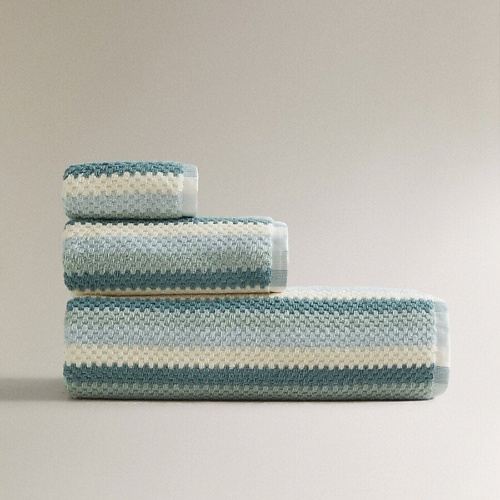 ZARA HOME Жаккардовое банное полотенце с геометрическим рисунком 50 x 90, Жаккардовое банное полотенце с геометрическим рисунком 50 x 90
ZARA HOME Жаккардовое банное полотенце с геометрическим рисунком 50 x 90, Жаккардовое банное полотенце с геометрическим рисунком 50 x 90