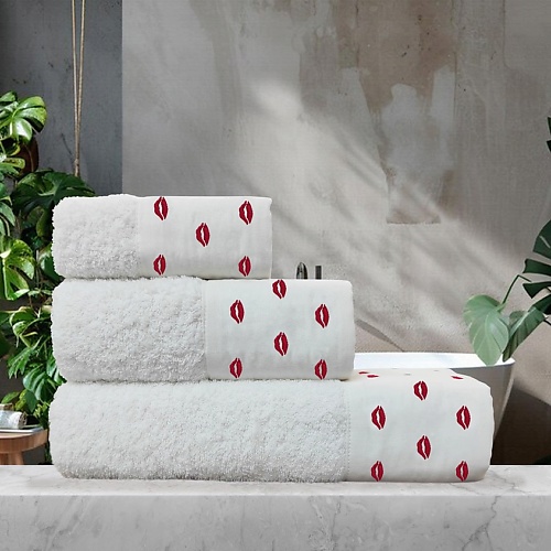 ARYA HOME COLLECTION Набор полотенец 30x50/50x90/70x140 Kiss, Набор полотенец 30x50/50x90/70x140 Kiss
ARYA HOME COLLECTION Набор полотенец 30x50/50x90/70x140 Kiss, Набор полотенец 30x50/50x90/70x140 Kiss