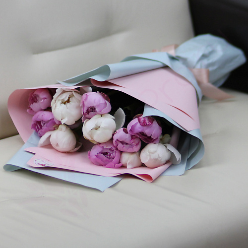 FLORPRO 11 белых и розовых пионов в дизайнерской упаковке, 11 белых и розовых пионов в дизайнерской упаковке
FLORPRO 11 белых и розовых пионов в дизайнерской упаковке, 11 белых и розовых пионов в дизайнерской упаковке