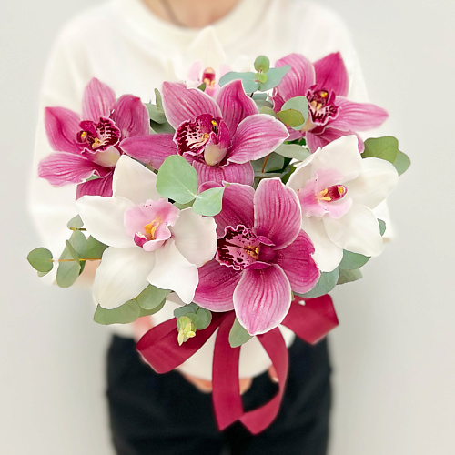ЛЭТУАЛЬ FLOWERS Орхидеи с эвкалиптом в коробке Цветочный десерт / букет из орхидей / букет цветов, Орхидеи с эвкалиптом в коробке Цветочный десерт / букет из орхидей / букет цветов
ЛЭТУАЛЬ FLOWERS Орхидеи с эвкалиптом в коробке Цветочный десерт / букет из орхидей / букет цветов, Орхидеи с эвкалиптом в коробке Цветочный десерт / букет из орхидей / букет цветов