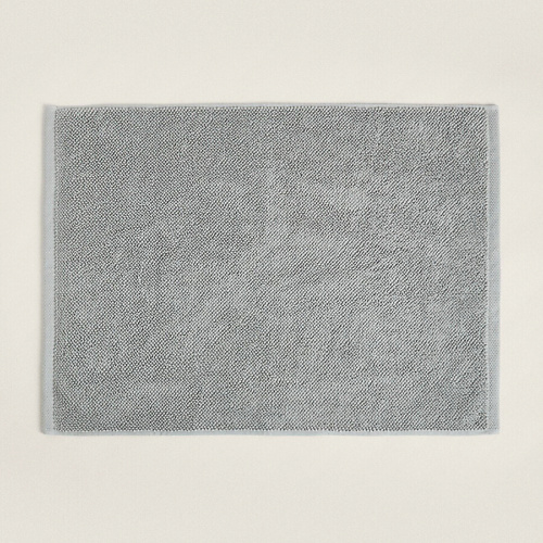 ZARA HOME Однотонный коврик для ванной из хлопка, Однотонный коврик для ванной из хлопка
ZARA HOME Однотонный коврик для ванной из хлопка, Однотонный коврик для ванной из хлопка