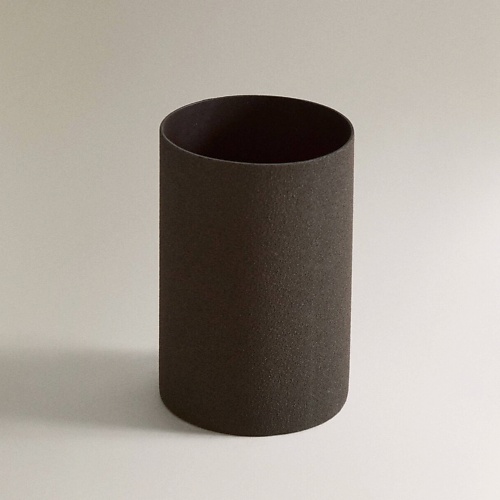 ZARA HOME Металлический стакан для зубных щеток с матовым покрытием, Металлический стакан для зубных щеток с матовым покрытием
ZARA HOME Металлический стакан для зубных щеток с матовым покрытием, Металлический стакан для зубных щеток с матовым покрытием