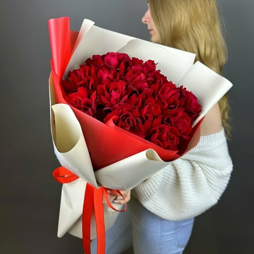 SALON BUKET Букет из 15 красных роз в упаковке, Букет из 15 красных роз в упаковке
SALON BUKET Букет из 15 красных роз в упаковке, Букет из 15 красных роз в упаковке