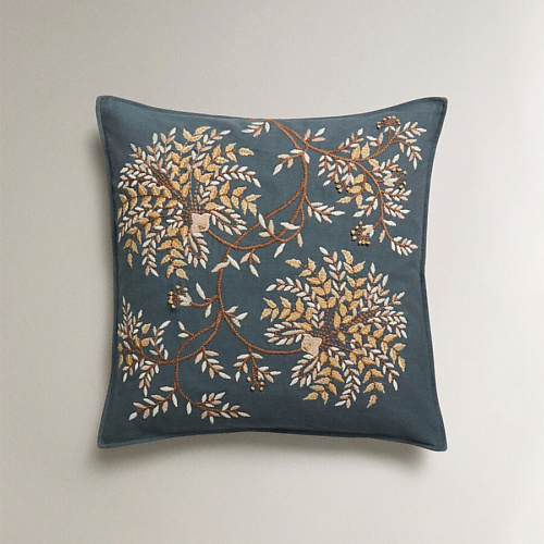 ZARA HOME Чехол на подушку с вышивкой 50 x 50 см, Чехол на подушку с вышивкой 50 x 50 см
ZARA HOME Чехол на подушку с вышивкой 50 x 50 см, Чехол на подушку с вышивкой 50 x 50 см