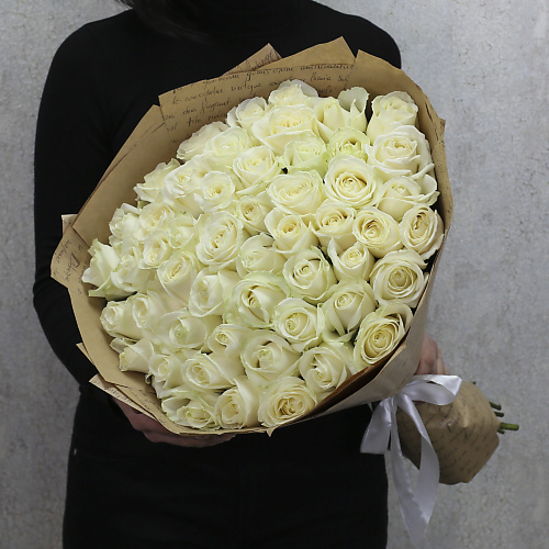 FLORPRO 51 белая роза "Аваланч" 60 см в крафт бумаге, 51 белая роза "Аваланч" 60 см в крафт бумаге
FLORPRO 51 белая роза "Аваланч" 60 см в крафт бумаге, 51 белая роза "Аваланч" 60 см в крафт бумаге