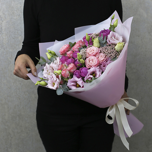 FLORPRO Букет из кустовых роз и эустомы "Цветочная поэзия", Букет из кустовых роз и эустомы "Цветочная поэзия"
FLORPRO Букет из кустовых роз и эустомы "Цветочная поэзия", Букет из кустовых роз и эустомы "Цветочная поэзия"