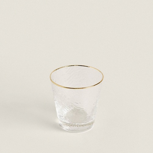 ZARA HOME Стакан из боросиликатного стекла с золотой каймой, Стакан из боросиликатного стекла с золотой каймой
ZARA HOME Стакан из боросиликатного стекла с золотой каймой, Стакан из боросиликатного стекла с золотой каймой