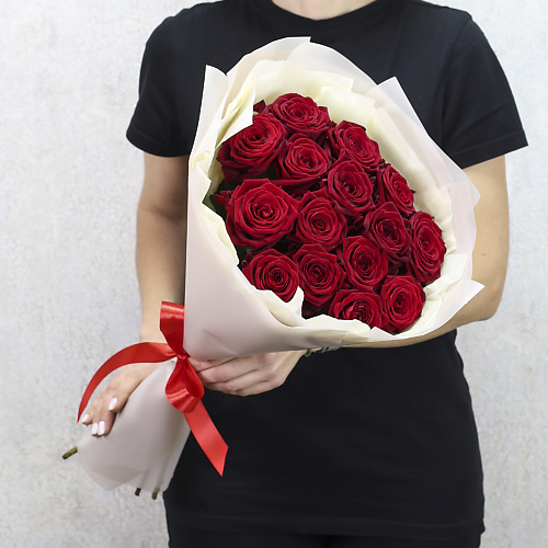 FLORPRO 15 красных роз "Ред Наоми" 60 см в дизайнерской упаковке, 15 красных роз "Ред Наоми" 60 см в дизайнерской упаковке
FLORPRO 15 красных роз "Ред Наоми" 60 см в дизайнерской упаковке, 15 красных роз "Ред Наоми" 60 см в дизайнерской упаковке