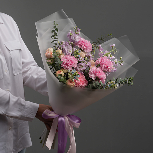FLORPRO Букет их кустовых роз, маттиолы и гвоздик "Призрачные мечты", Букет их кустовых роз, маттиолы и гвоздик "Призрачные мечты"
FLORPRO Букет их кустовых роз, маттиолы и гвоздик "Призрачные мечты", Букет их кустовых роз, маттиолы и гвоздик "Призрачные мечты"
