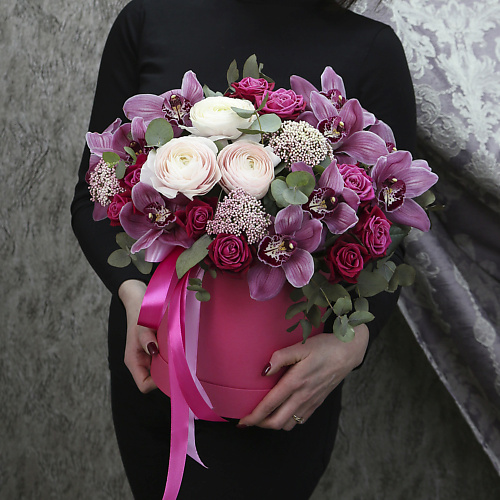 FLORPRO Коробка с ранункулюсами, орхидеями и розами "Мулен Руж", Коробка с ранункулюсами, орхидеями и розами "Мулен Руж"
FLORPRO Коробка с ранункулюсами, орхидеями и розами "Мулен Руж", Коробка с ранункулюсами, орхидеями и розами "Мулен Руж"