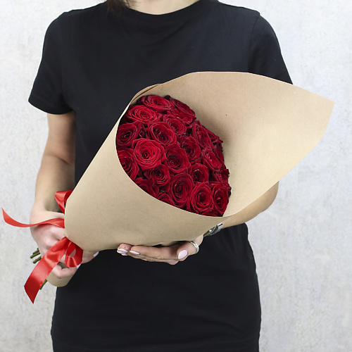 FLORPRO 25 красных роз "Ред Наоми" 40 см в крафт бумаге, 25 красных роз "Ред Наоми" 40 см в крафт бумаге
FLORPRO 25 красных роз "Ред Наоми" 40 см в крафт бумаге, 25 красных роз "Ред Наоми" 40 см в крафт бумаге