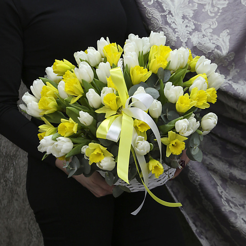 FLORPRO Корзина с белыми тюльпанами и нарциссами «Весенняя свежесть», Корзина с белыми тюльпанами и нарциссами «Весенняя свежесть»
FLORPRO Корзина с белыми тюльпанами и нарциссами «Весенняя свежесть», Корзина с белыми тюльпанами и нарциссами «Весенняя свежесть»