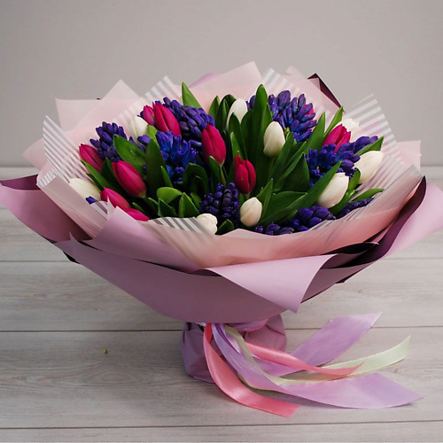 FLORPRO Букет «17 синих гиацинтов, 10 белых тюльпанов, 10 красных тюльпанов в упаковке», Букет «17 синих гиацинтов, 10 белых тюльпанов, 10 красных тюльпанов в упаковке»
FLORPRO Букет «17 синих гиацинтов, 10 белых тюльпанов, 10 красных тюльпанов в упаковке», Букет «17 синих гиацинтов, 10 белых тюльпанов, 10 красных тюльпанов в упаковке»