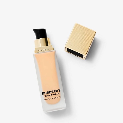 BURBERRY Матовая тональная основа Beyond Wear Perfecting Matte Foundation, Матовая тональная основа Beyond Wear Perfecting Matte Foundation
BURBERRY Матовая тональная основа Beyond Wear Perfecting Matte Foundation, Матовая тональная основа Beyond Wear Perfecting Matte Foundation