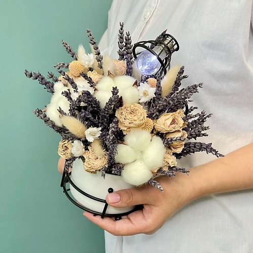 JULES FLOWER ATELIER «Лавандовые сны» композиция из стабилизированной лаванды ,хлопка и сухоцветов, «Лавандовые сны» композиция из стабилизированной лаванды ,хлопка и сухоцветов
JULES FLOWER ATELIER «Лавандовые сны» композиция из стабилизированной лаванды ,хлопка и сухоцветов, «Лавандовые сны» композиция из стабилизированной лаванды ,хлопка и сухоцветов