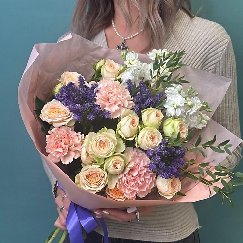 JULES FLOWER ATELIER «Полуночник» букет из пионовидной кустовой розы, маттиолы и диантусов, «Полуночник» букет из пионовидной кустовой розы, маттиолы и диантусов
JULES FLOWER ATELIER «Полуночник» букет из пионовидной кустовой розы, маттиолы и диантусов, «Полуночник» букет из пионовидной кустовой розы, маттиолы и диантусов