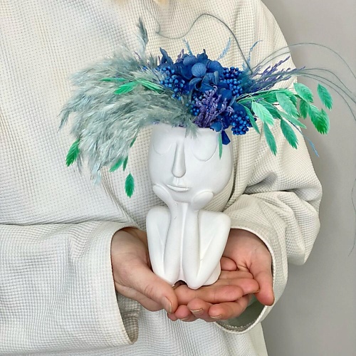 JULES FLOWER ATELIER «blue melody» композиция из стабилизированных цветов и сухоцветов, «blue melody» композиция из стабилизированных цветов и сухоцветов
JULES FLOWER ATELIER «blue melody» композиция из стабилизированных цветов и сухоцветов, «blue melody» композиция из стабилизированных цветов и сухоцветов