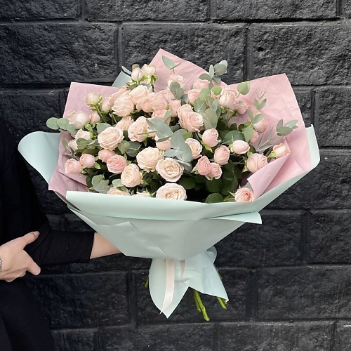 CITY FLOWERS Букет "Букет из кустовой розы Bombastic", Букет "Букет из кустовой розы Bombastic"
CITY FLOWERS Букет "Букет из кустовой розы Bombastic", Букет "Букет из кустовой розы Bombastic"