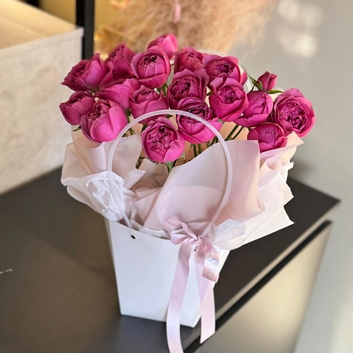 KIWIGIFTS Букет цветов живые Розы кустовые пионовидные, Букет цветов живые Розы кустовые пионовидные
KIWIGIFTS Букет цветов живые Розы кустовые пионовидные, Букет цветов живые Розы кустовые пионовидные
