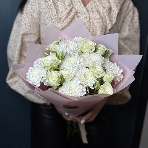 YULIA FLOWER Букет "Белоснежка" с кустовой розой и хризантемой, Букет "Белоснежка" с кустовой розой и хризантемой
YULIA FLOWER Букет "Белоснежка" с кустовой розой и хризантемой, Букет "Белоснежка" с кустовой розой и хризантемой