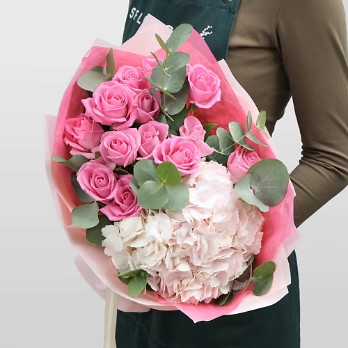STUDIO FLORISTIC Букет Гортензии и Роз Кения «Гениальной», Букет Гортензии и Роз Кения «Гениальной»
STUDIO FLORISTIC Букет Гортензии и Роз Кения «Гениальной», Букет Гортензии и Роз Кения «Гениальной»