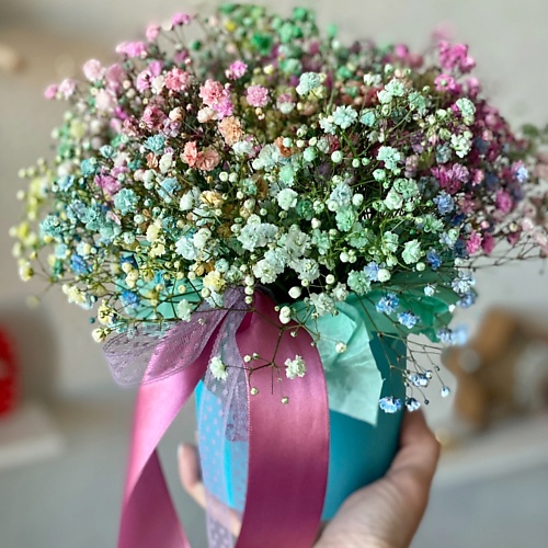 FLOWER ART HOUSE СТУДИЯ ФЛОРИСТИКИ И ДЕКОРА Малая шляпная коробка с крашеной гипсофилой, Малая шляпная коробка с крашеной гипсофилой
FLOWER ART HOUSE СТУДИЯ ФЛОРИСТИКИ И ДЕКОРА Малая шляпная коробка с крашеной гипсофилой, Малая шляпная коробка с крашеной гипсофилой