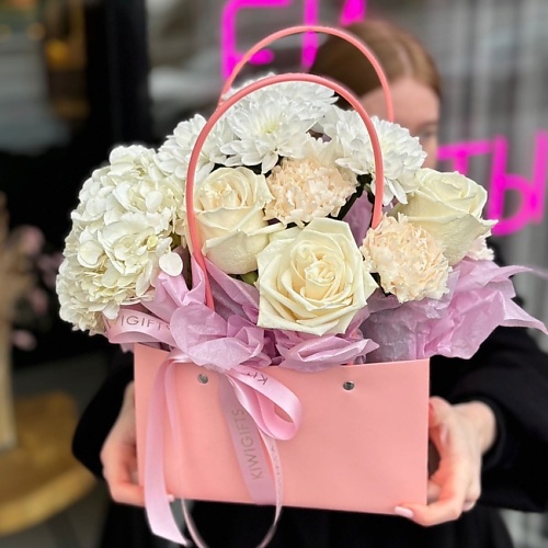 KIWIGIFTS Букет цветов живые Розы, Гортензия, Хризантемы, Гвоздики, Букет цветов живые Розы, Гортензия, Хризантемы, Гвоздики
KIWIGIFTS Букет цветов живые Розы, Гортензия, Хризантемы, Гвоздики, Букет цветов живые Розы, Гортензия, Хризантемы, Гвоздики