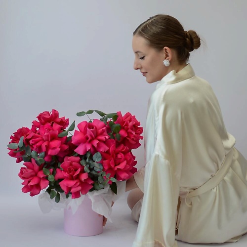 VLSHBN FLOWERS STATE Авторская композиция с яркими розами и эвкалиптом, Авторская композиция с яркими розами и эвкалиптом
VLSHBN FLOWERS STATE Авторская композиция с яркими розами и эвкалиптом, Авторская композиция с яркими розами и эвкалиптом