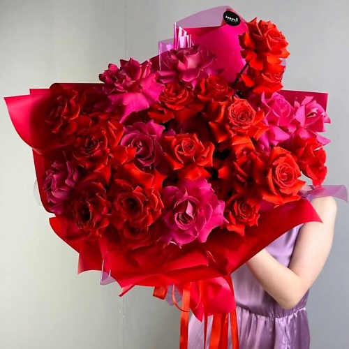 ANANAS FLOWERS Монобукет из вывернутых эквадорских роз, Монобукет из вывернутых эквадорских роз
ANANAS FLOWERS Монобукет из вывернутых эквадорских роз, Монобукет из вывернутых эквадорских роз