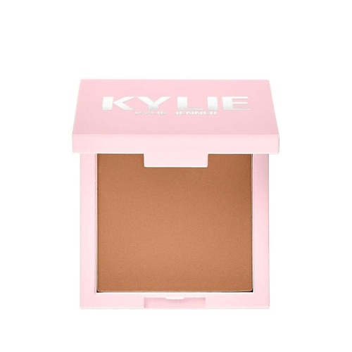 KYLIE COSMETICS BY KYLIE JENNER Бронзирующая пудра Pressed Bronzing Powder, Бронзирующая пудра Pressed Bronzing Powder
KYLIE COSMETICS BY KYLIE JENNER Бронзирующая пудра Pressed Bronzing Powder, Бронзирующая пудра Pressed Bronzing Powder