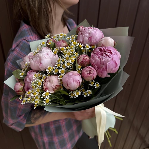 ДАРИ ЦВЕТЫ Букет с пионами и ромашками, Букет с пионами и ромашками
ДАРИ ЦВЕТЫ Букет с пионами и ромашками, Букет с пионами и ромашками