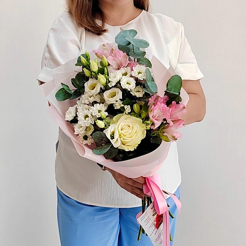 ДАРИ ЦВЕТЫ Пастельный букет из белой одиночной розой и альстромерией, Пастельный букет из белой одиночной розой и альстромерией
ДАРИ ЦВЕТЫ Пастельный букет из белой одиночной розой и альстромерией, Пастельный букет из белой одиночной розой и альстромерией