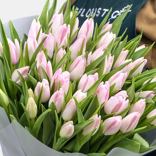 STUDIO FLORISTIC Букет из нежно-розовых тюльпанов 51 шт "Подснежники", Букет из нежно-розовых тюльпанов 51 шт "Подснежники"
STUDIO FLORISTIC Букет из нежно-розовых тюльпанов 51 шт "Подснежники", Букет из нежно-розовых тюльпанов 51 шт "Подснежники"