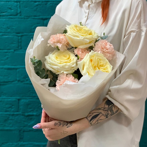 ЦВЕТЫ МИШКИ Букет из белых роз и гвоздики, Букет из белых роз и гвоздики
ЦВЕТЫ МИШКИ Букет из белых роз и гвоздики, Букет из белых роз и гвоздики