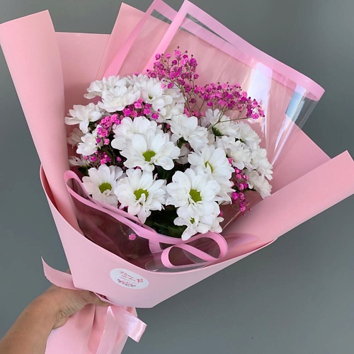 FLEUR DE FEE ЦВЕТОЧНАЯ ФЕЯ Букет из 3 белых ромашковых хризантем и розовой гипсофилы, Букет из 3 белых ромашковых хризантем и розовой гипсофилы
FLEUR DE FEE ЦВЕТОЧНАЯ ФЕЯ Букет из 3 белых ромашковых хризантем и розовой гипсофилы, Букет из 3 белых ромашковых хризантем и розовой гипсофилы