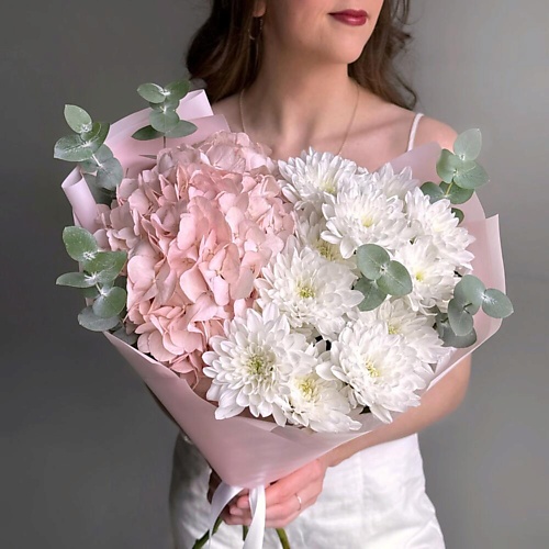 CHALET GREEN Нежный букет розовая гортензия, хризантема и эвкалипт, Нежный букет розовая гортензия, хризантема и эвкалипт
CHALET GREEN Нежный букет розовая гортензия, хризантема и эвкалипт, Нежный букет розовая гортензия, хризантема и эвкалипт