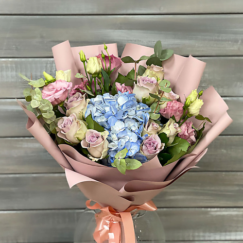 БУКЕТ МАРКЕТ ДАРИТЕ С УДОВОЛЬСТВИЕМ Букет из гортензии, роз и лизиантуса, Букет из гортензии, роз и лизиантуса
БУКЕТ МАРКЕТ ДАРИТЕ С УДОВОЛЬСТВИЕМ Букет из гортензии, роз и лизиантуса, Букет из гортензии, роз и лизиантуса