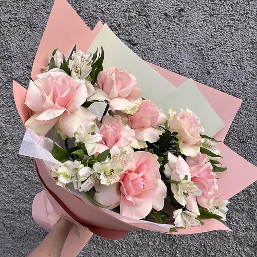 MERSI FLOWERS Объемный букет из французской розы, Объемный букет из французской розы
MERSI FLOWERS Объемный букет из французской розы, Объемный букет из французской розы