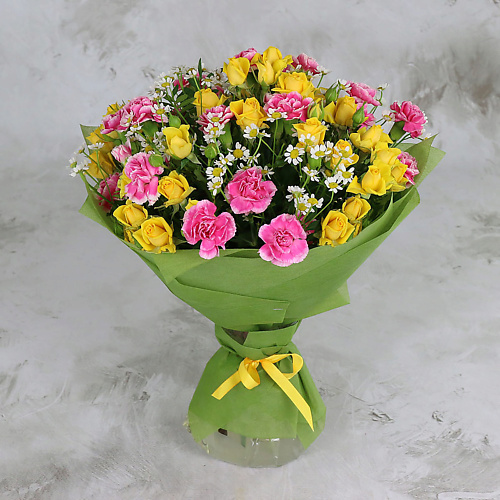 БУКЕТ МАРКЕТ ДАРИТЕ С УДОВОЛЬСТВИЕМ Букет из кустовой розы и гвоздики с ромашками в упаковке, Букет из кустовой розы и гвоздики с ромашками в упаковке
БУКЕТ МАРКЕТ ДАРИТЕ С УДОВОЛЬСТВИЕМ Букет из кустовой розы и гвоздики с ромашками в упаковке, Букет из кустовой розы и гвоздики с ромашками в упаковке