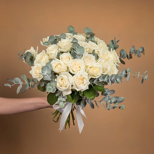 ЦВЕТОВИК Букет цветов из 25 белых роз в коробке-переноске, Букет цветов из 25 белых роз в коробке-переноске
ЦВЕТОВИК Букет цветов из 25 белых роз в коробке-переноске, Букет цветов из 25 белых роз в коробке-переноске