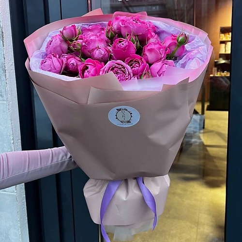 DARI ЦВЕТЫ Монобукет из кустовой армянской розы, Монобукет из кустовой армянской розы
DARI ЦВЕТЫ Монобукет из кустовой армянской розы, Монобукет из кустовой армянской розы