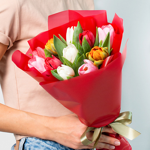 Цветы ЛЭТУАЛЬ FLOWERS Букет из разноцветных тюльпанов 11 шт.