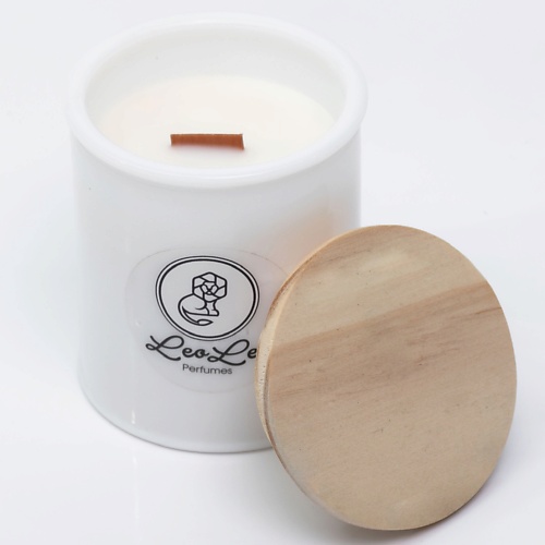 Свеча LEOLEO PERFUMES Ароматическая свеча Figalicious ароматы для дома leoleo perfumes ароматическая свеча peach garden