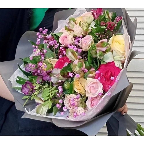 Букет живых цветов VORNIKOV BOUQUETS Букет с альстромерией Счастливое мгновение