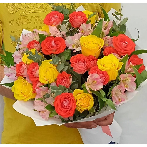Букет живых цветов VORNIKOV BOUQUETS Букет с розами Летняя свежесть