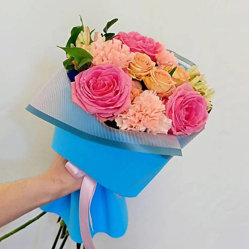 Букет живых цветов VORNIKOV BOUQUETS Букет с розами Талисман букет живых цветов vornikov bouquets букет с розами ангелок