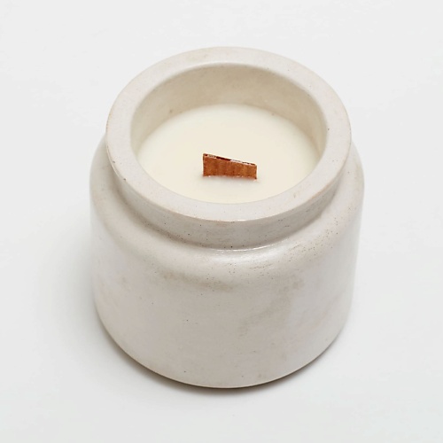 свеча в гипсовом подсвечнике Свеча AROMATERIA Свеча из соевого воска в гипсовом стакане Кашемир